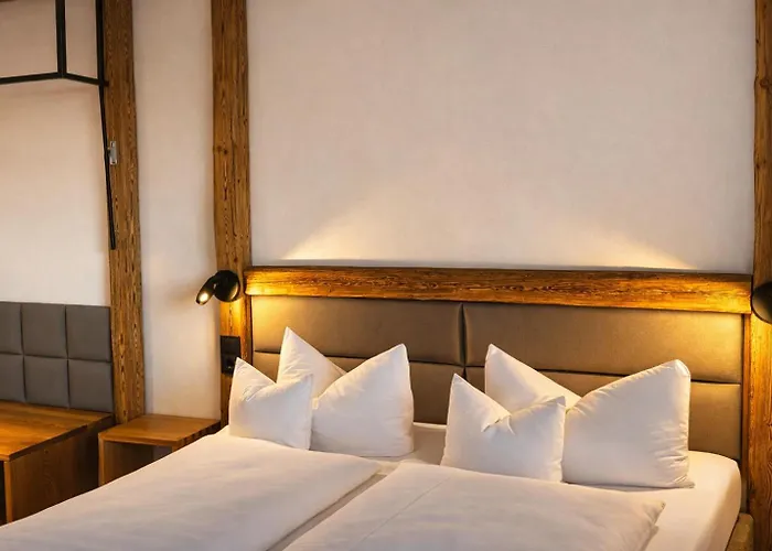 Top Hotels entlang der Autobahn A3 bei Würzburg
